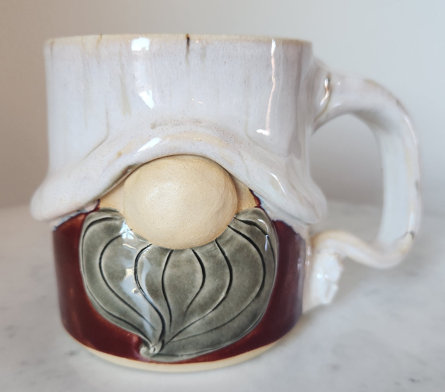 Mug Medium (Red/White Gnome)