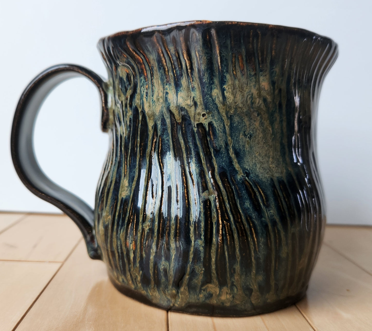 Mug Medium (River Rock wood grain)